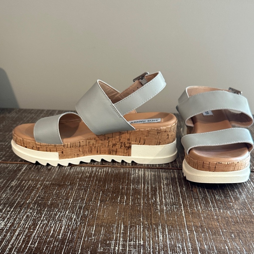 New ~ Steve Madden ~ Brenda Flatform Sport Sandal ~ Gray ~ Size 8